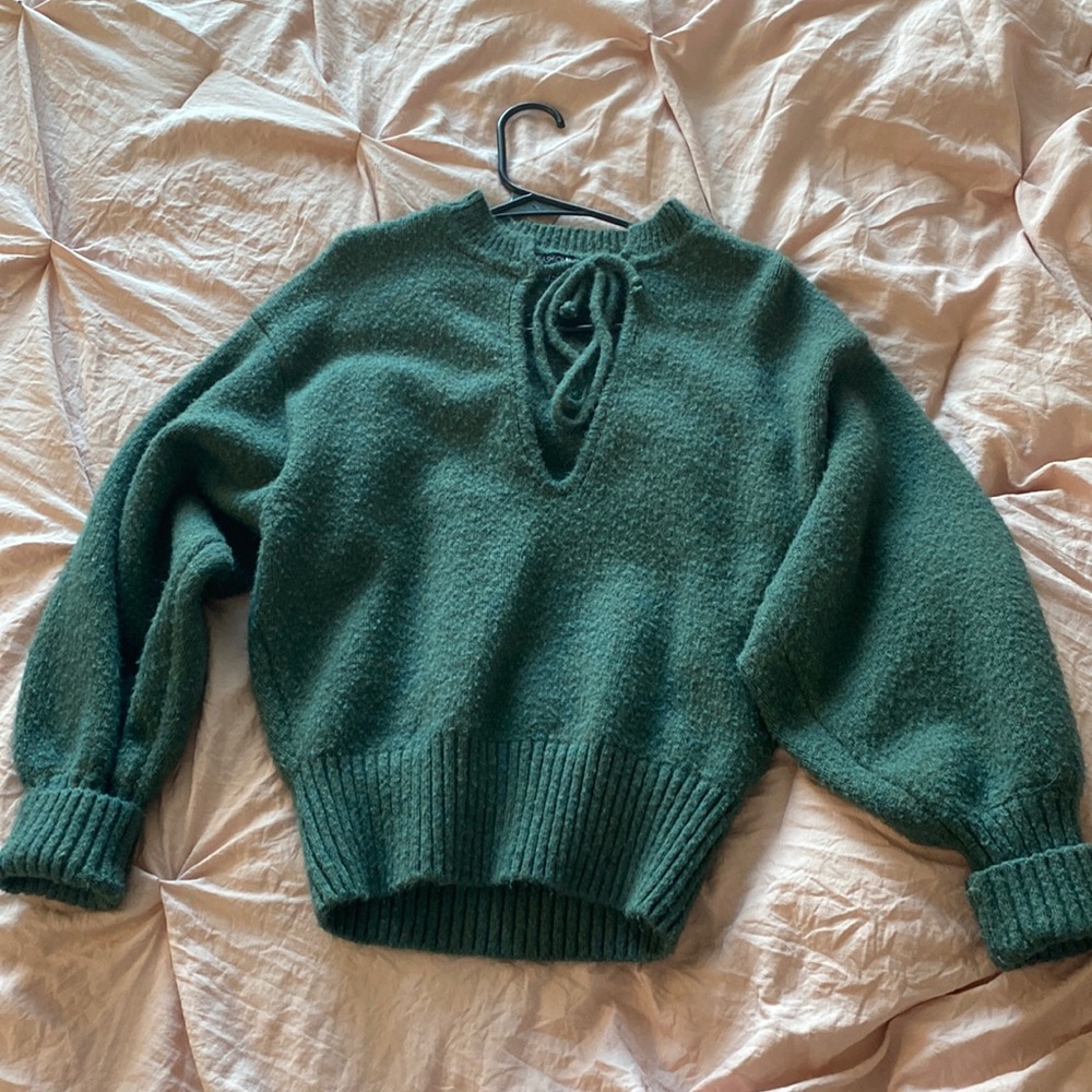 Fashion nova deep V green sweater
